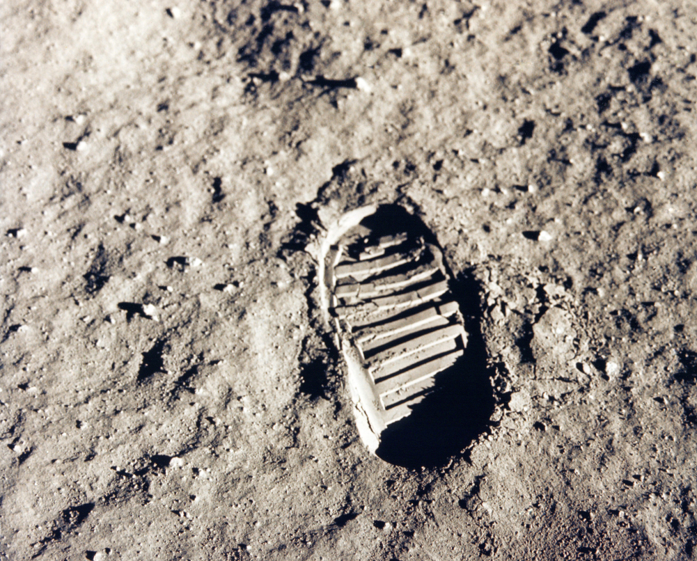 Astronaut feet moon